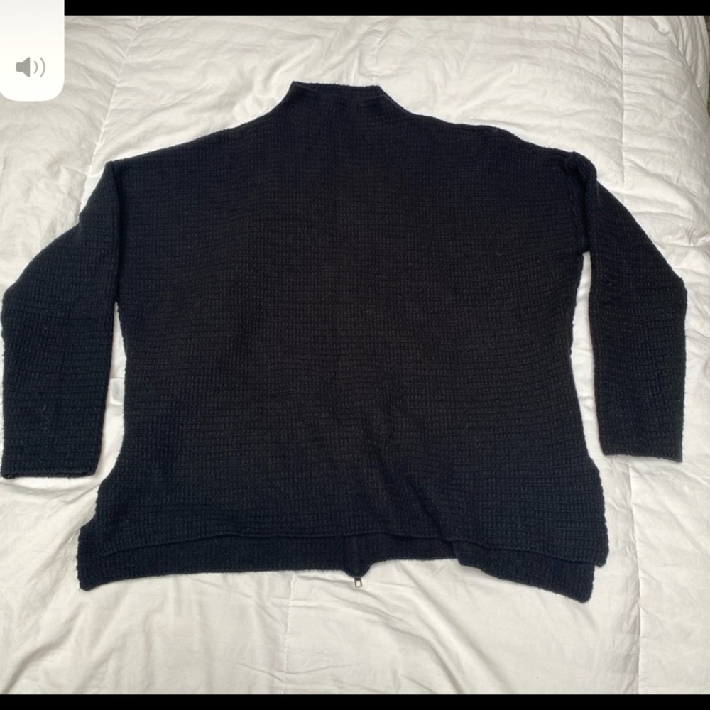 Women’s sweater